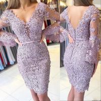 New Latest Charming Mother of The Bride Dresses Short Lavender Lace Appliques Long Sleeves V Neckline Wedding Guest Gowns Back Out
