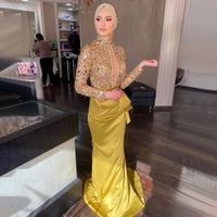 Bright Gold Muslim Luxury Evening Dresses 2022 Sexy Crystal Beaded High Neck Long Sleeve Mermaid Satin Prom Occasion Gown