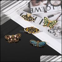 Pinos broches jóias séries de insetos europeus butterfly forma de broche pino feminino liga de liga de animais de animais de roupa de esmalte acessórios de emblemas de emblema mochila s