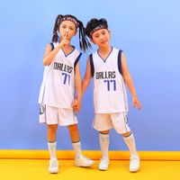 Moda marka çocuk basketbol forması nefes alabilen perakende Amerikan baskball çocuk takımı 77 süper yıldız özel giyim açık hava sporları yaz aşınma büyük çocuk kıyafetleri