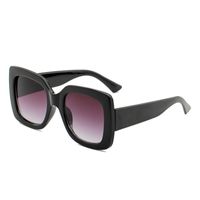 Солнцезащитные очки для женщин Мужчины Высокое Качество Роскошные Солнцезащитные Очки UV400 Анти-Синий Свет Зеркальный Зеркальный Пляж Пляж Улица Тенденция