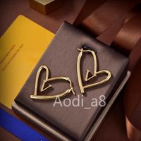 Luxury 18K Gold Women jewelry Hoop earrings Heart shaped Ear Studs Lady Wedding accessories Valentine's Day gifts185f