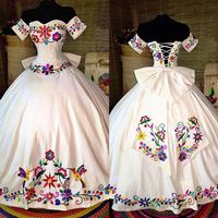 Mexican Embroidered Quinceanera Dresses Off Shoulder Crost Back Gowns Sweet 15 Dress Girls Ball Gown Theme Prom Vestidos244I