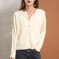Magliette da donna maglione a camicia autunnale primaverile maglione rotondo a collo rotondo cardigan moda a manichetta a manichetta versatile giacca coreana calda