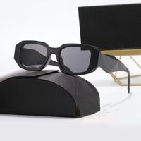 2022 Modedesigner Sonnenbrille 7 Farbe Optionale Strandgläser für Mann Frau Rahmen Sommersee Fotos Sonnenschutz Sonnenbrillen Dekoration Heiße Verkauf