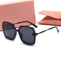 Wholesale Sunglasses de haute qualité Hommes Femmes 2022 Polarized Lens pilote Mode pour design de marque Vintage Sport Sun Lunettes avec étui et boîte