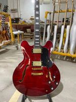 Jazz Custom Guitar Electric Guitar Semi Hollow Tiger Maple Top Hardware de oro Guitarrar de alta calidad