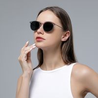 نظارة شمسية للمرأة مصممة الاتجاه رجال نظارات الشمس أعلى جودة إطار التيتانيوم مرآة الاستقطاب UV400 مع صندوق