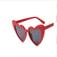 Lüks güneş gözlüğü tasarımcısı kadın erkekler rbare aşk kalp kadınlar büyük çerçeve kişilik güneş gözlüğü moda sevimli seksi kedi göz vintage güneş gözlüğü pembe kadın