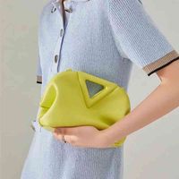 venetas handbags bottegas Candy color inverted triangle cloud soft skin fold small 2021 new one shoulder cross carry dumpling girl Knitted Bags