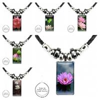 Anhänger Halsketten Rosa White Lotus Blume für Frauen Crazy Steel Color Glass Cabochon mit rechteckigem Choker Black Hematite Halskette
