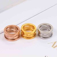 Hochwertige Herren- und Damen-Hochzeitsringe B 22 Ulgari neue hohle vergoldete Paar Ringe Modeschmuck