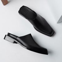 Sandálias Na moda Homens Low Heel Square Toe Sapatos de Verão Couro de Grão Completo Oxfords Homem de Negócios Escritório