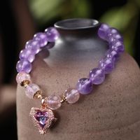 Chaîne de liaison conception originale des bracelets d'améthyste de fraise naturelle pour les femmes adore les bijoux de pendentif source de produits en direct