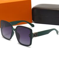 Винтажные солнцезащитные очки для женщин -дизайнерский дизайнерский ПК рамы Polarizers New Color Beautiful Summer Travel Eyewear UV400 с коробкой