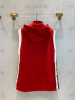 22SS Designer Ärmlös Klänningar Kvinnor Sport Klänning Jersey Hooded Zip Tank Top Dress Jacket Two-Wear Design Sommarjackor Röd SML Originalanpassning Kjolar