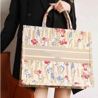 Booktote Designer Christian Luxurys Do Handbags Women Embroidery Shopping Large Capacity Canvas Women's Fashion Bag d317k