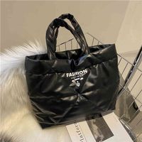 Bubble embroidered portable bag autumn and winter ins Fashion Shoulder simple texture commuter Tote Bag 75% purses stores sale