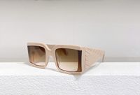 Sommer-Sonnenbrille und Optik für Männer Frauen 4991f Stil Anti-Ultraviolett Retro Platte Vollrahmen Mode Brille zufällige Box