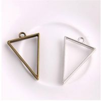 100pcs Vintage Style Bronze Silver Alloy Triangle Charms Hollow glue blank pendant tray bezel charms For Jewelry Making 39x25m305a