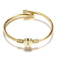 Charm Armbänder Mode Girls Gold Farbe Edelstahl Herzarmband Armband mit Buchstaben Initial Alphabet Charms für Womencharm