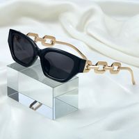 نظارة شمسية جاكاد 2022 أزياء خمر كلاسيكي كات على غرار العين على غرار السلسلة الذهبية الفاخرة تصميم العلامة التجارية نظارات الشمس الظلال 95307Sunglasses