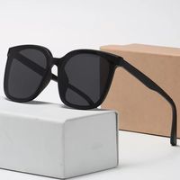 Роскошные ретро -солнцезащитные очки большая рама квадрат мужчины, женщины, дизайнерские солнцезащитные очки UV400 защита