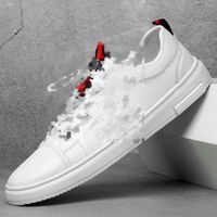 2022 패션 브랜드 품질 Medusa 세련된 첫 번째 레이어 암소 백색 여름 스포츠 레저 보드 남성용 신발