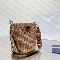 디자이너 비치 가방 밀짚 토트 가방 수제 짠 여성 짠 여성용 여행 버킷 핸드백 가죽 지갑과 새로운 여름