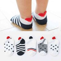 Cuposspartidas y fofas adoráveis ​​meias de bebê curto Vermelho para meninas algodão malha de algodão