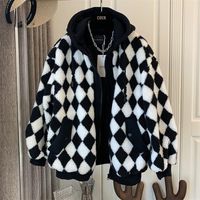 Hiver chaud rétro damier Lamb Lamb Wool Mabe Femme Personnalité Street Casual Hooded Loose Fake Twopiece Female Veste Mabinet 220808