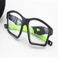 Menores de la marca completa Hombres de gafas de sol Mujeres Marco óptico Sports Sports Feat Frame Calidad superior 8031 ​​en caja Case1981