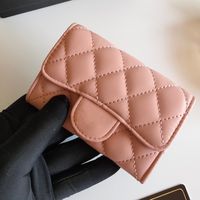 Nuevas billeteras de colgajo de alta calidad Fashion Purse Clutch Genuine Leather Women Women Purse Credit Id Card Butes Moneds Designer Classic Wholesale Pink