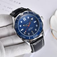 Professional Super lovers Watch leather Luxury mens Wristwatch Famous High Quality men Dress Hour240e