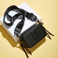 Сумки для поперечного тела дизайнерские сумки дизайнерские сумки женская мода простая широкая плечевая ремешок M Соответствует маленьким квадратным J Crossbode Camera Sags 220519