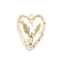 Pendant Necklaces DoreenBeads Zinc Alloy Handmade Resin Jewelry Real Flower Charms Heart Rhombus White Green Leaf Imitation Pearl Pendants 2