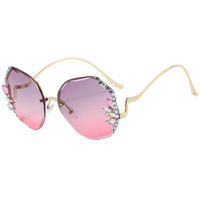Sonnenbrille Modetrend gekürztes Metall Persönlichkeit gebogenes Bein Damen Luxus Ozeanlinsen Glassunglasses