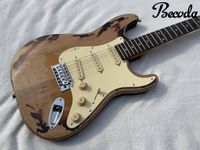New style electric guitar, maple neck Alder wood body Old sun color handmade heavy relic guitar.High quality metal hardware