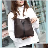 Compre al por mayor Venta De Carteras De Mujeres de bajo precio \u0026 de  calidad con envío gratuito | Es.DHgate