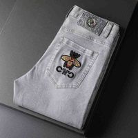العلامة التجارية Chao Little Bee Jeetizered Jeans Autumn and Winter Corean Version Slim