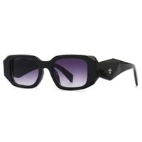 Occhiali da sole designer occhiali lussuosi occhiali da sole spiaggia all'aperto per uomo 7 colore firma triangolare opzionale