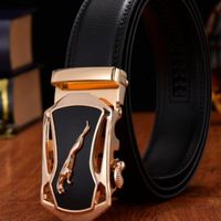 Cinturones vendiendo hombres Cinturón de hebilla automática Moda de alta calidad Distinguidos Distinguidos Jóvenes 2022 Vajeros de herramientas diarias versátiles