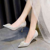 Sandalias Luxury perlas Tacones altos de encaje francés Sandalias delgadas de tacón delgada Mujer zapatos de vestido de novia 220317