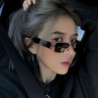 Wu Yifan Co брендовая мужская квадратная рамка личностные солнцезащитные очки женский хип -хоп