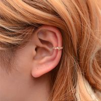 Donne perle a forma di U clip rotonde su orecchini schiena femmina senza buco