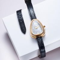 Wristwatches Watch For Women Luxury Gold Snake Head Design Green Dial Quartz Womens Watches Ladies Wristwatch W  Bling Diamond Reloj MujerWr