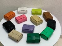 Kadınlar Luxurys Designer B V Çantalar Yüksek Kaliteli Çantalar Çantalar Gerçek Deri Çanta Dokuma Crossbody Örgülü Tofu Çantası