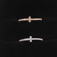 2022 S925 Silver Charm Band Ring mit Diamant in zwei Farben Plattiertes Kreuzdesign für Frauen Hochzeit Schmuck Geschenk haben Velet Bag und Logo PS4996