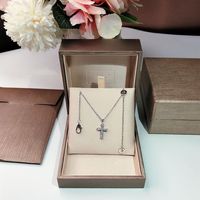 S925 Sterling Silver Cross Necklace Electroplating platinum Twinkle Lady of fame High-end quality Gift giving Women's Necklac294o