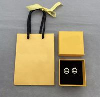 2022 Fashion 18k Pendientes de aro chapado en oro para mujeres Letras de aretes de diseñador F Pendientes Amantes de la boda Joyería de compromiso de regalos